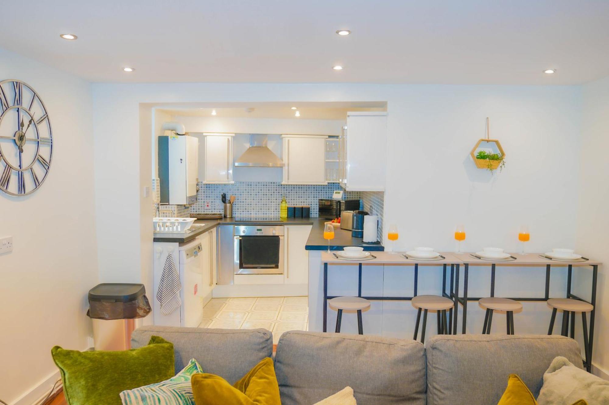 Spacious 2 Bedroom Flat For 6 With Garden Access In Brixton And Stockwell Apartment London